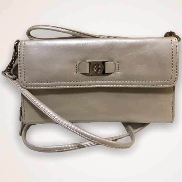 🆕 GIANI BERNINI Leather Crossbody Wallet/Clutch - Picture 1 of 9